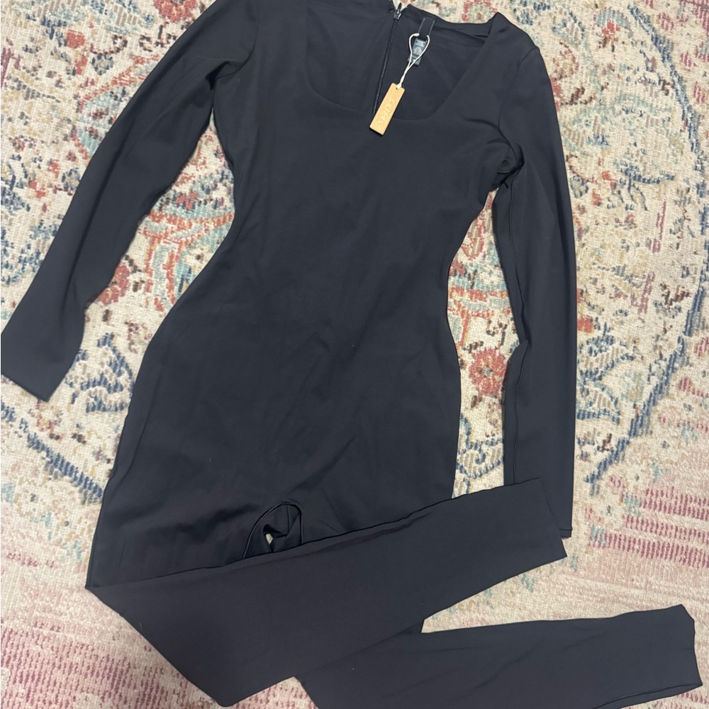 NWT SKIMS all in one scoop neck jumpsuit in black